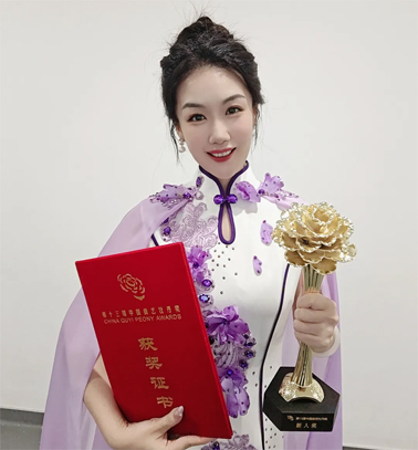 以“非遺”傳唱“非遺” ！梧州粵曲演員鐘杏沂摘“牡丹”